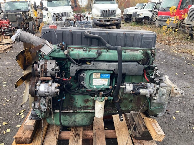 2000 Volvo VED12C 465hp Diesel Engine
